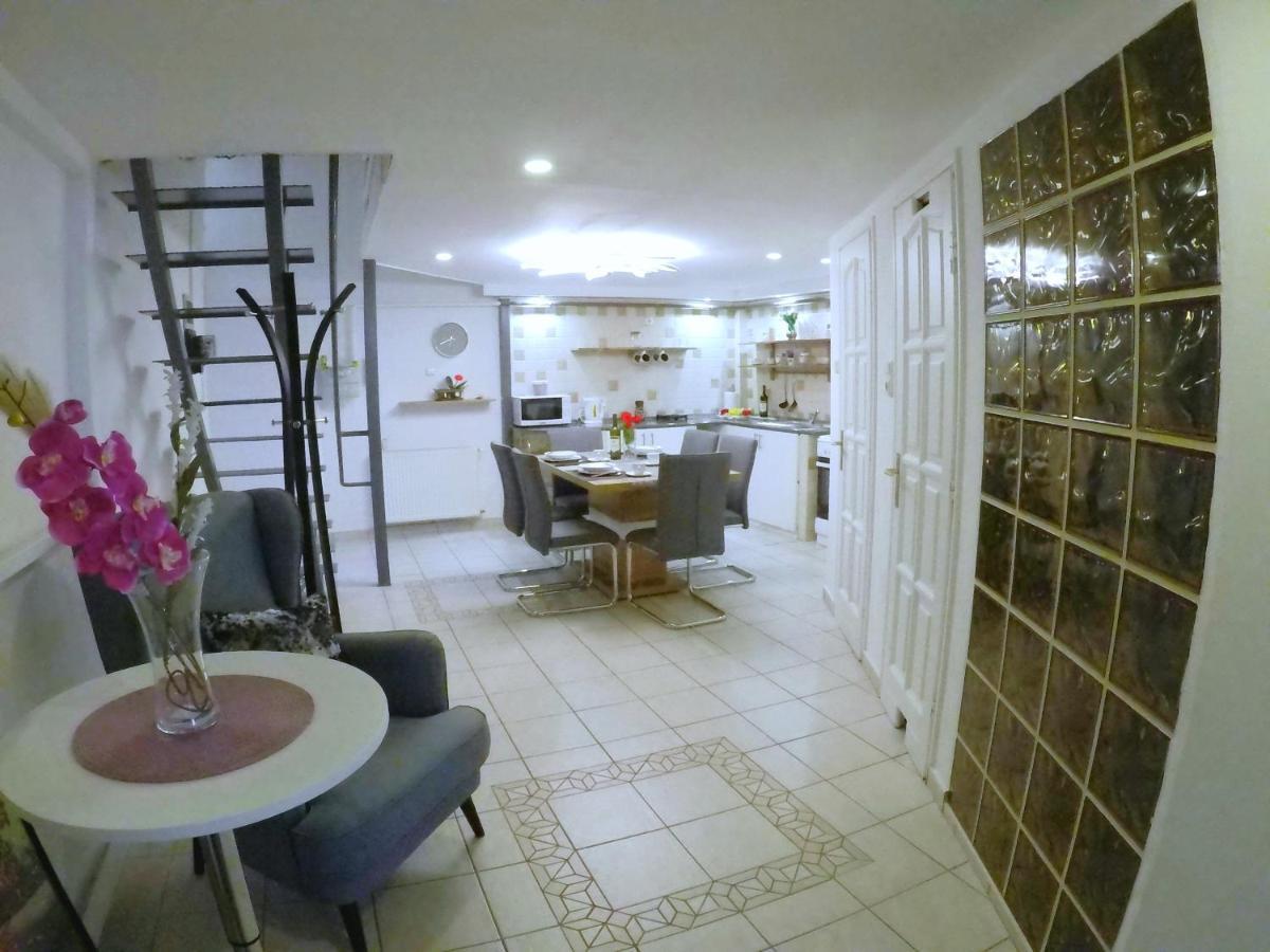 Downtown Acacia Str Apartment Будапеща Екстериор снимка