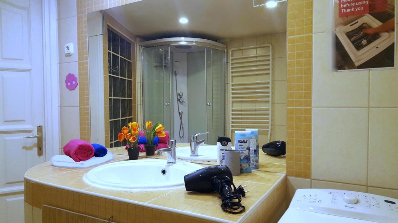 Downtown Acacia Str Apartment Будапеща Екстериор снимка