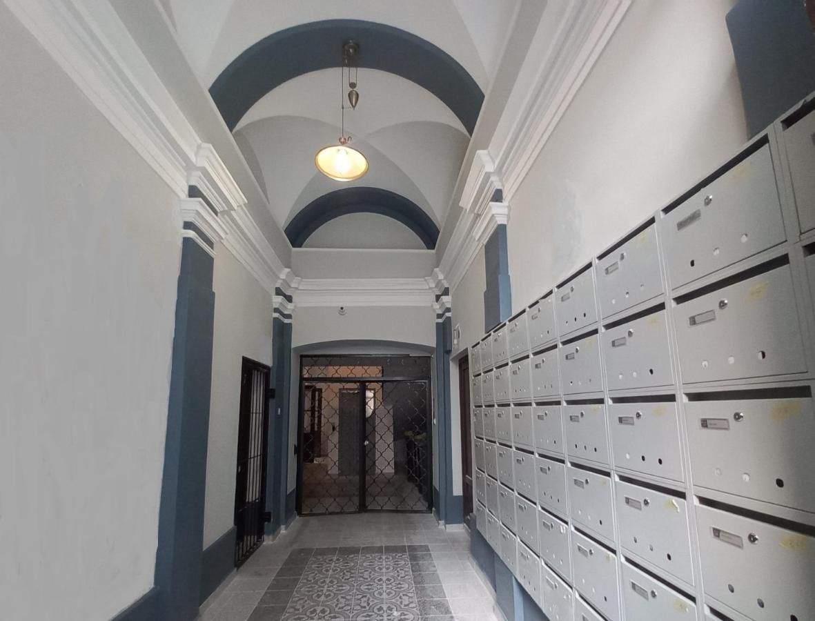 Downtown Acacia Str Apartment Будапеща Екстериор снимка