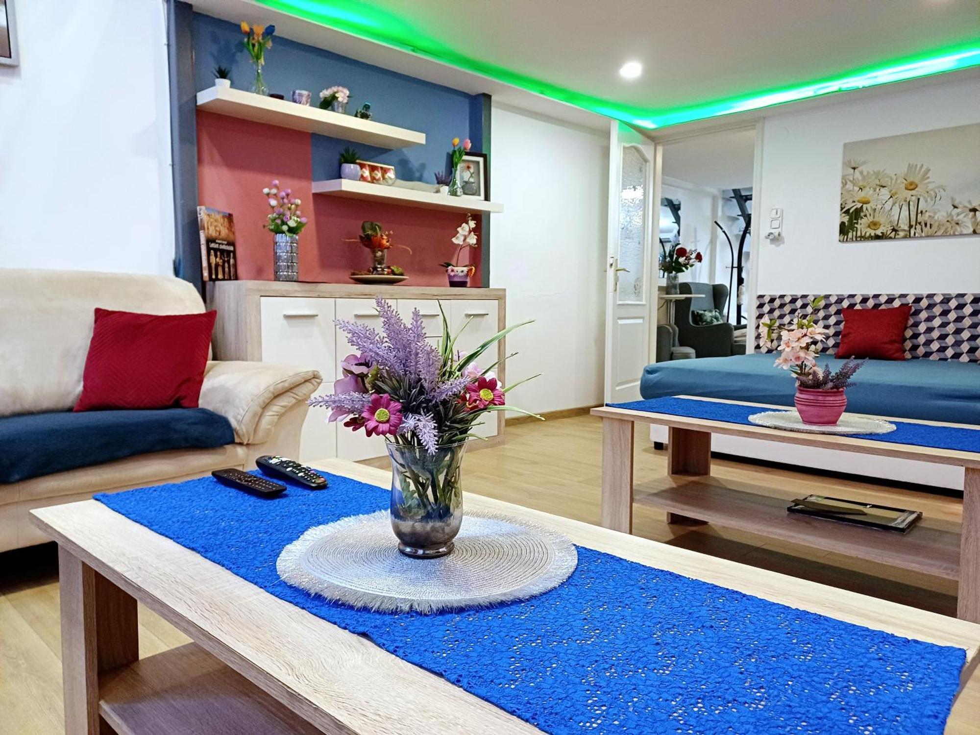 Downtown Acacia Str Apartment Будапеща Екстериор снимка